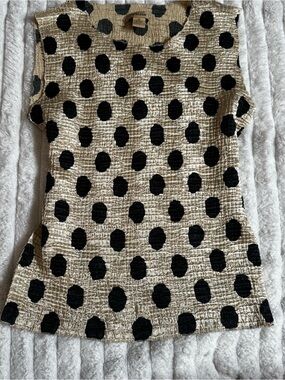 Vintage Y2K 2000s Polka Dot Textured Tank Top in Cream and Black